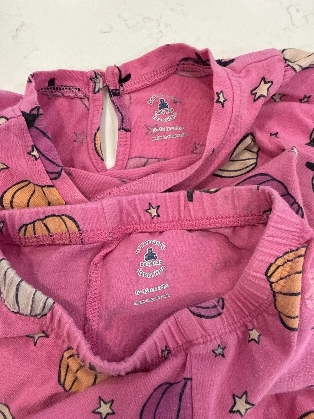 Baby girl Gap Pink Pumpkin Print Pajama Set 6-12 months